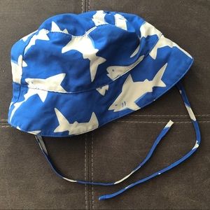 Kids Bucket Swim/Beach Hat, toddler size 2-4 🦈